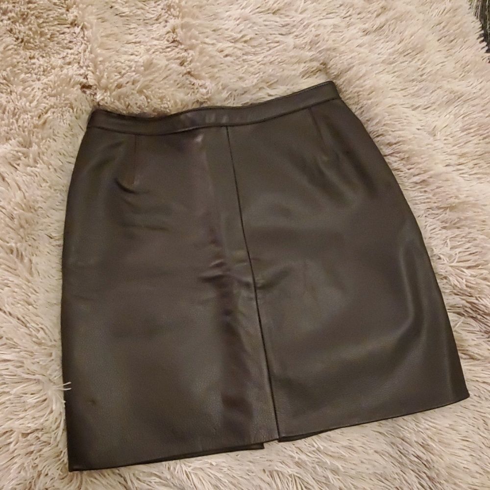 Gorgeous brown leather skirt